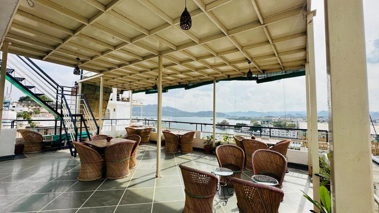 Maa Ji House On Lake Pichola Udaipur Bagian luar foto