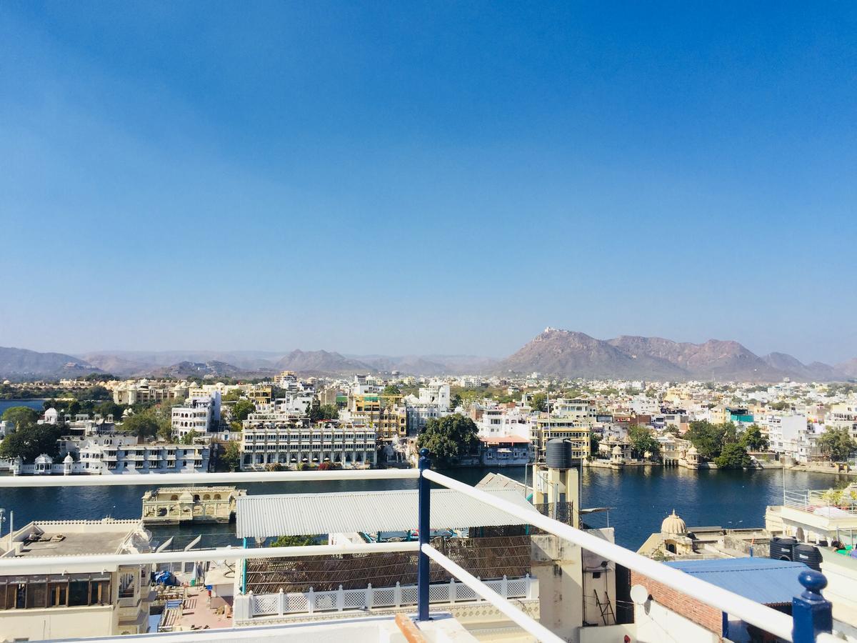 Maa Ji House On Lake Pichola Udaipur Bagian luar foto