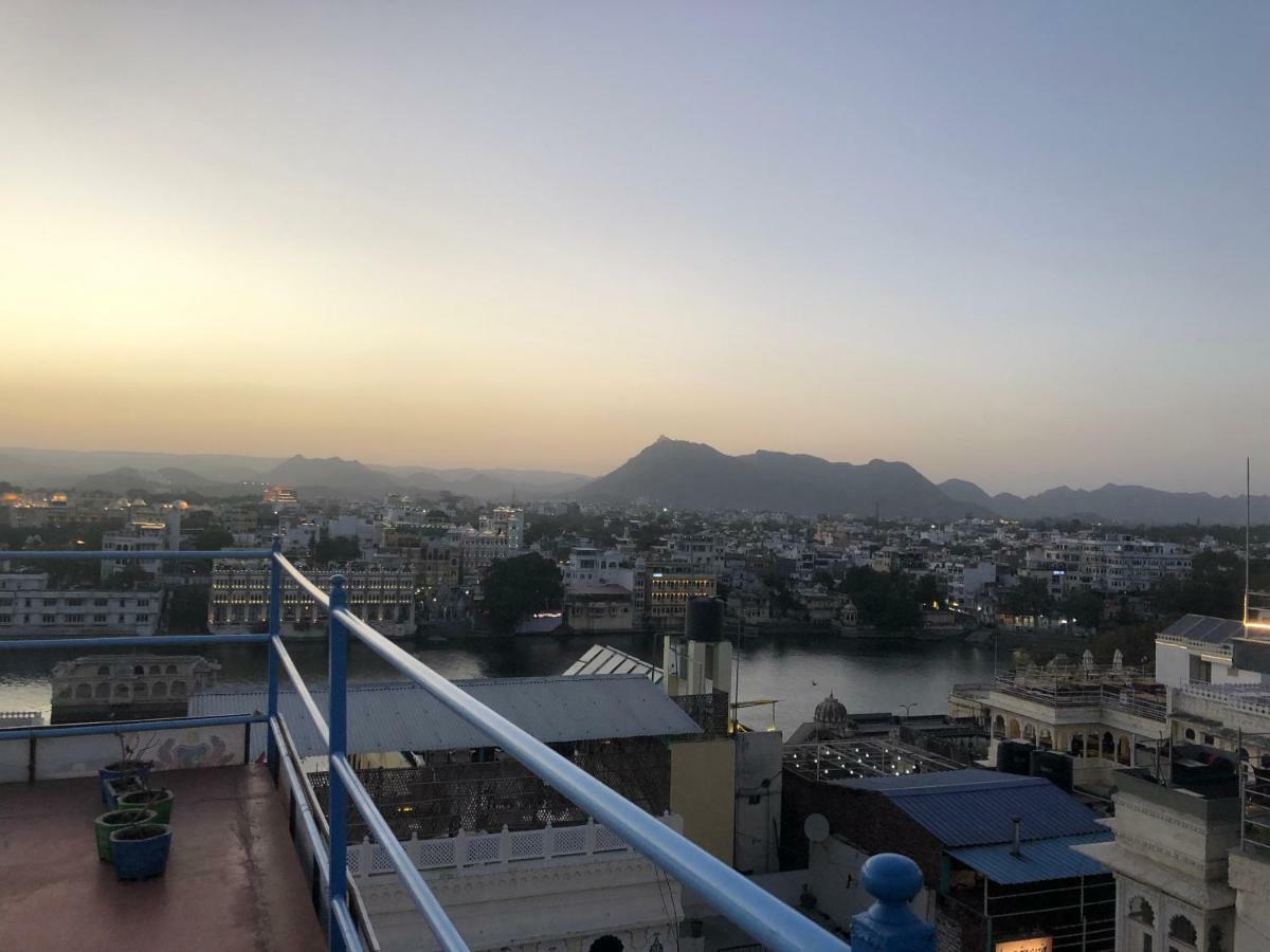 Maa Ji House On Lake Pichola Udaipur Bagian luar foto